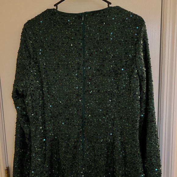 Green sequin dress - Picture 6 of 7